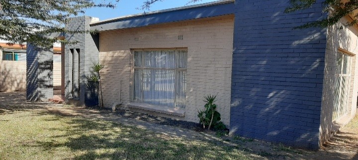 4 Bedroom Property for Sale in Odendaalsrus Free State